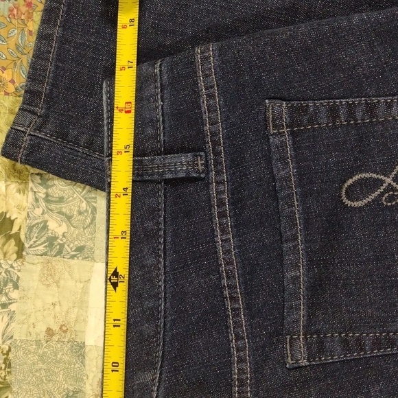 Loft Capri Low-rise Dark Wash Denim‎ - Picture 6 of 11